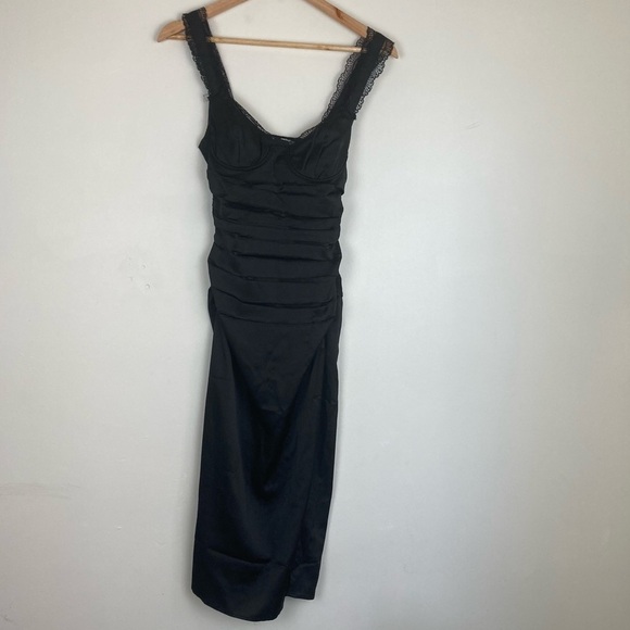 ASTR the Label Alva lace trim corset style black midi dress. Size XS. - Picture 3 of 8